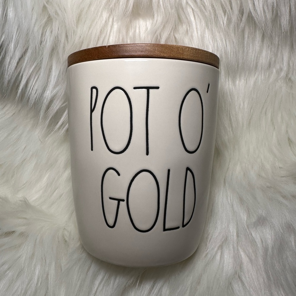 Rae Dunn Pot o’ Gold cellar
